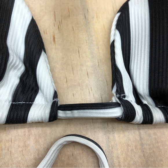 SHEIN bikini striped black and white with pads (can be removed) NEW small - Picture 4 of 9